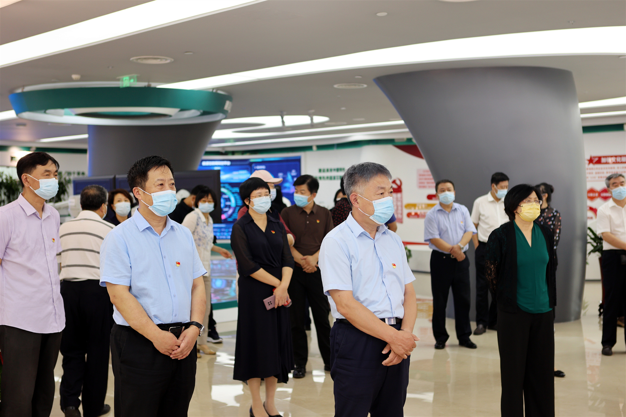 祥龙公司党委进行数字化转型发展专题（扩大）学习研讨