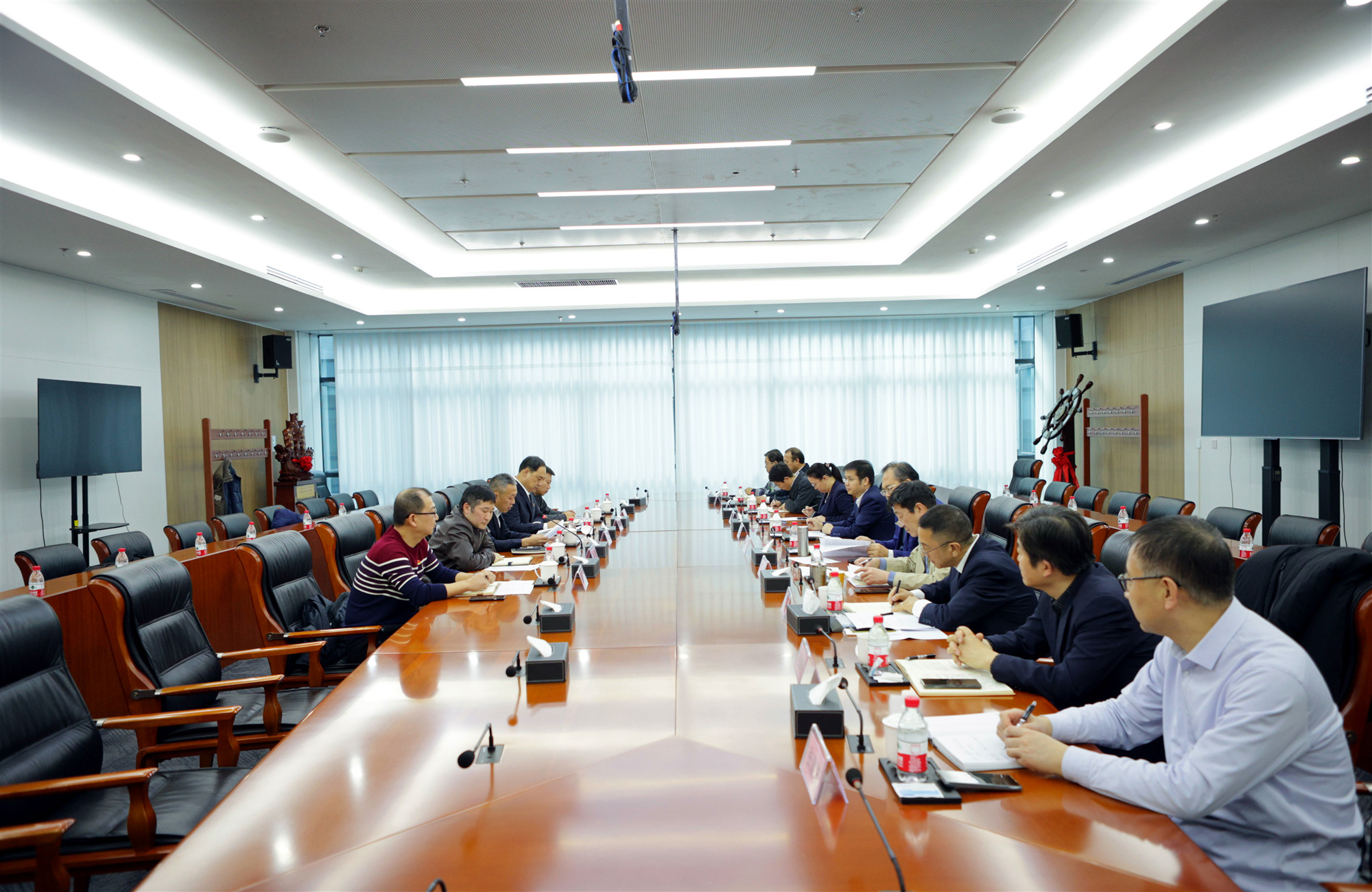 祥龙公司召开第七批驻村第一书记座谈会